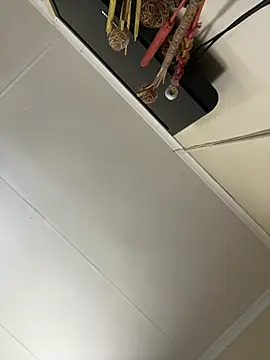 Gifttheskimaskboy online show from February 25, 7:40 am