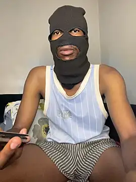 Snapshot of Gifttheskimaskboy chatting on March 30, 6:31 pm Gifttheskimaskboy online show from March 30, 6:31 pm