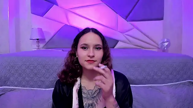 AnnyThompson  online show from February 6, 12:43 am