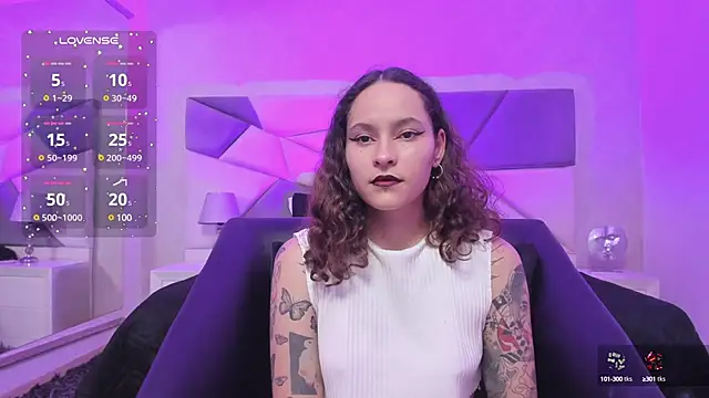 AnnyThompson  online show from March 5, 9:15 pm