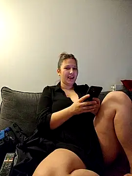 Snapshot of minette-sexy chatting on March 10, 9:40 pm minette-sexy online show from March 10, 9:40 pm