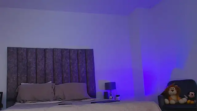 milaivanova online show from September 19, 11:22 am