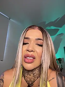 milaivanova online show from November 20, 8:52 pm