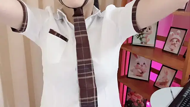 KaleAnisa online show from March 13, 1:23 am