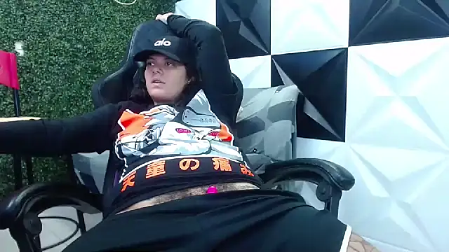 snowflake xxx online show from March 17, 9:02 pm