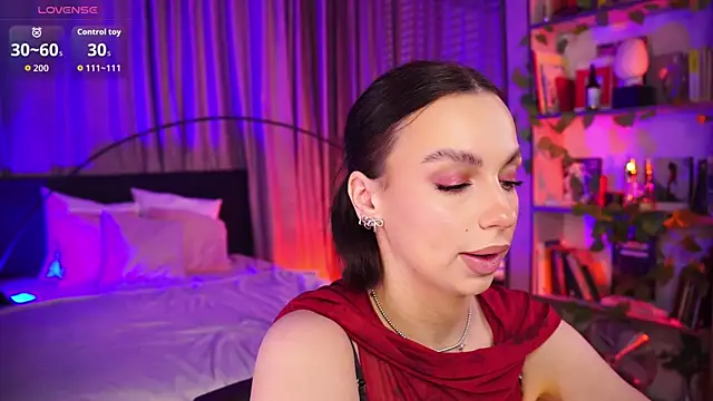 LunaNight online show from December 20, 8:38 pm