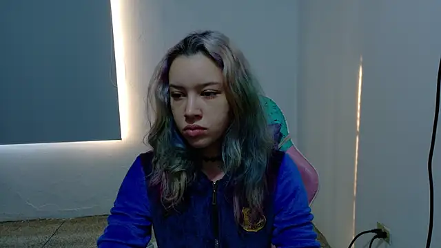 WandaDoll online show from March 24, 12:10 pm