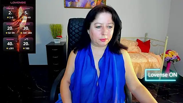 Julia Dean online show from March 14, 11:56 am