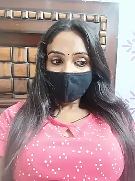 Yours-Bebo online show from July 13, 6:00 pm