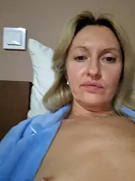 Snapshot of Miss____Mia_ chatting on October 11, 6:34 am Miss Mia online show from October 11, 6:34 am