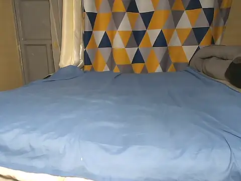 Mila Melanie online show from October 22, 5:45 pm