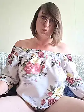 minierose online show from May 28, 5:43 pm