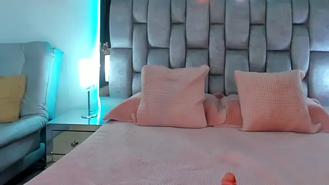 Abbye blue01 online show from December 5, 2:53 am