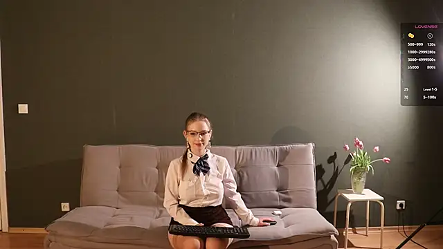 Snapshot of steffania- chatting on March 13, 11:00 pm steffania- online show from March 13, 11:00 pm