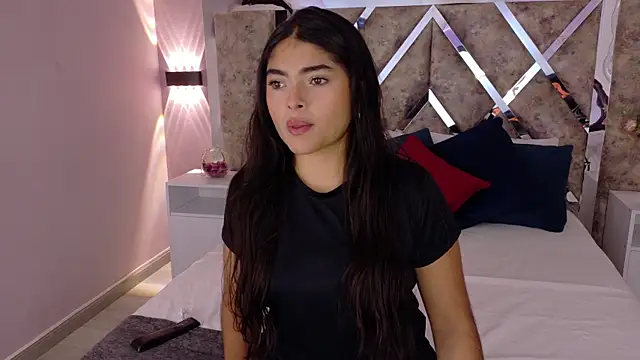 GiselOrtiz online show from May 6, 9:47 am