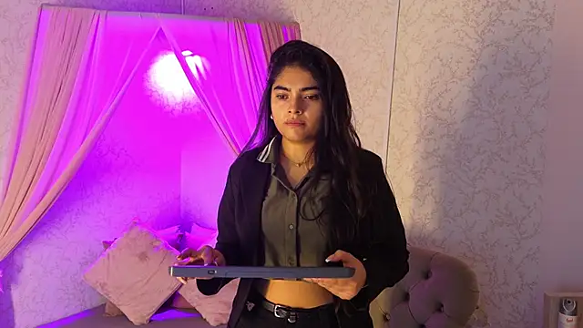 Snapshot of GiselOrtiz chatting on June 15, 11:01 am GiselOrtiz online show from June 15, 11:01 am