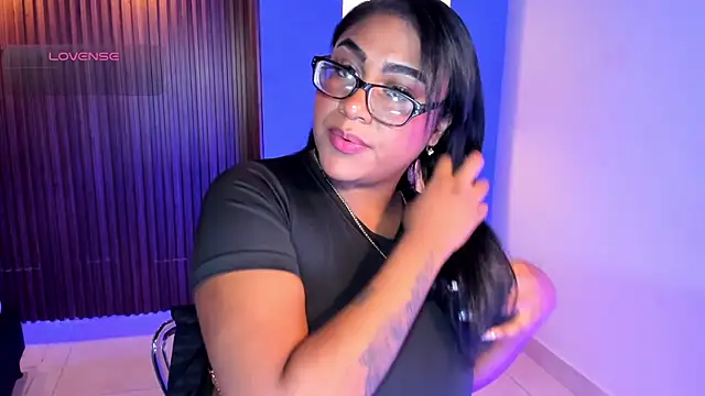 BlakmillerrGilson online show from February 21, 5:14 pm