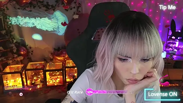 Snapshot of Kerry_Kirk chatting on March 2, 7:54 pm Kerry Kirk online show from March 2, 7:54 pm