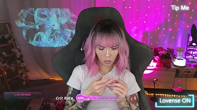 Snapshot of Kerry_Kirk chatting on March 9, 9:08 pm Kerry Kirk online show from March 9, 9:08 pm