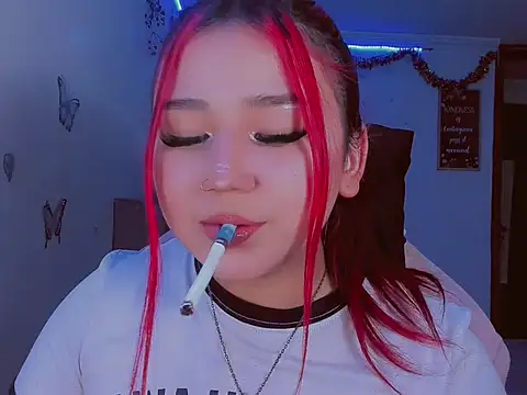 madisonx17 online show from February 5, 9:52 pm