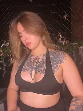 ValerieHilton online show from January 17, 12:42 am