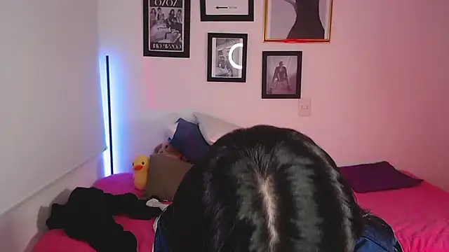 lilyy evanss online show from February 27, 1:16 am