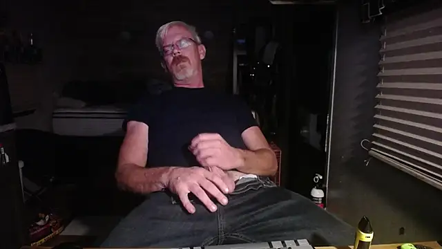 Snapshot of Di9ital069 chatting on January 20, 3:15 am Di9ital069 online show from January 20, 3:15 am