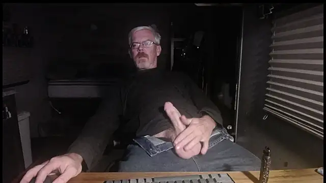 Snapshot of Di9ital069 chatting on November 9, 4:55 am Di9ital069 online show from November 9, 4:55 am