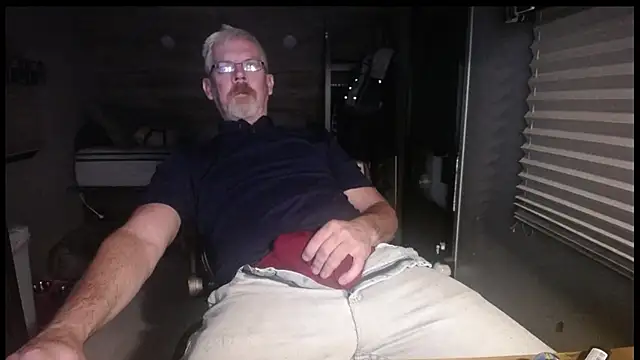 Snapshot of Di9ital069 chatting on January 8, 3:20 am Di9ital069 online show from January 8, 3:20 am