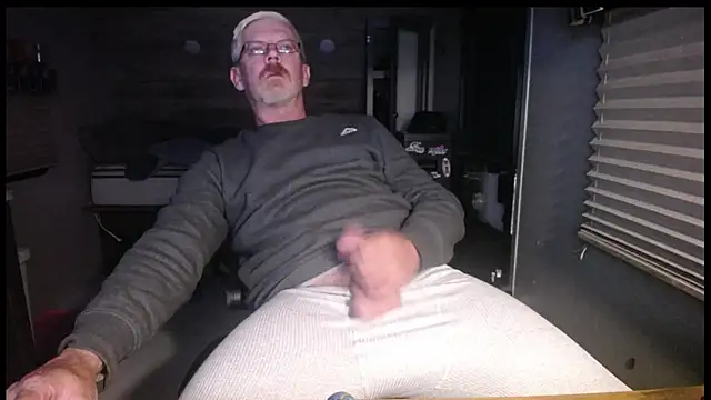 Snapshot of Di9ital069 chatting on February 3, 1:59 am Di9ital069 online show from February 3, 1:59 am