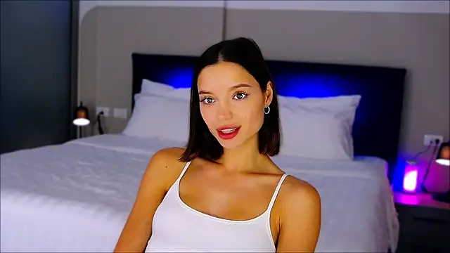 wow Mia online show from December 5, 3:59 am