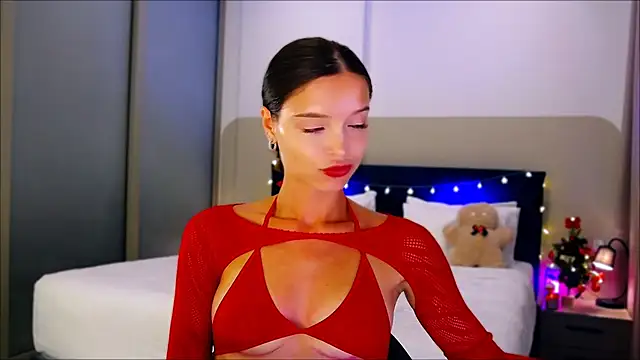 wow Mia online show from December 30, 11:15 am