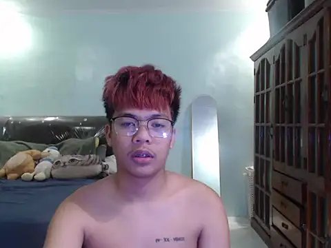 Snapshot of Prince_hottie chatting on July 13, 10:29 am Prince hottie online show from July 13, 10:29 am
