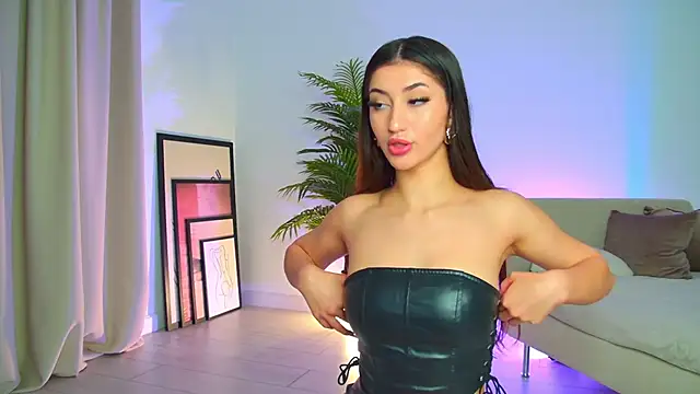 alissa foxx online show from June 4, 9:21 pm