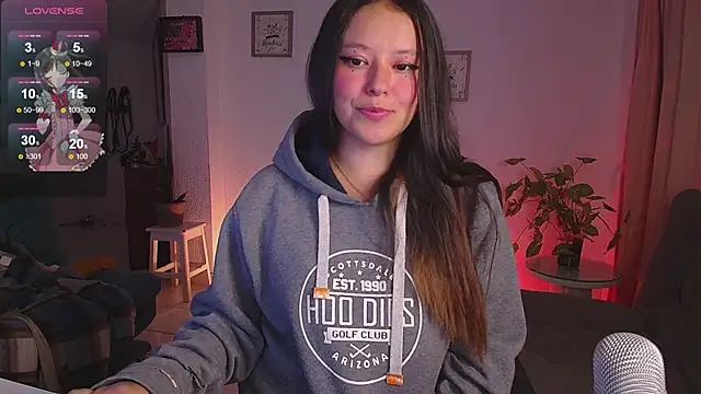 Lexie Thompson10 online show from December 27, 8:35 am