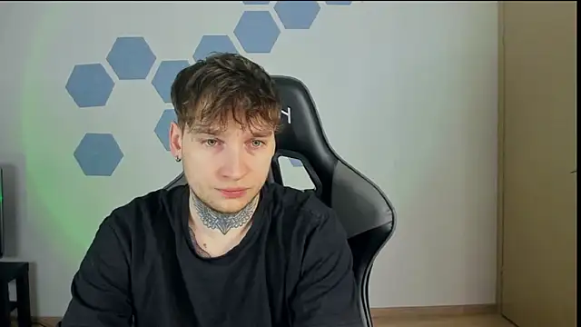 Chris Tyson online show from January 25, 12:59 am