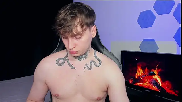 Chris Tyson online show from March 14, 1:27 am