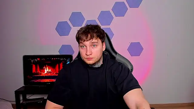 Chris Tyson online show from April 7, 8:42 pm