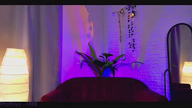 LoraaDoll online show from March 22, 9:24 am