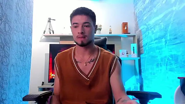 EdwardRoss  online show from February 6, 11:19 pm