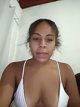 Julia Pretinha online show from February 1, 3:49 am