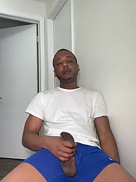 Snapshot of BiigDipper chatting on February 16, 12:23 pm BiigDipper online show from February 16, 12:23 pm