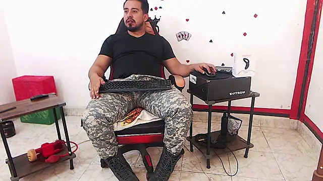 KalethBigDick online show from February 4, 1:06 pm