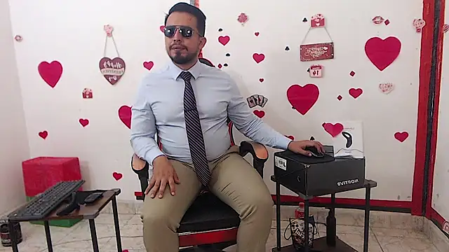 KalethBigDick online show from February 22, 10:30 pm