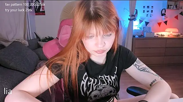 lil lia online show from March 16, 9:19 pm