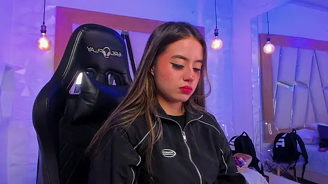 ary cooper  online show from October 30, 12:39 pm