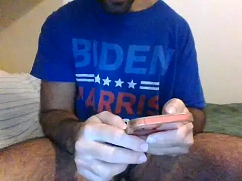 Snapshot of coppai200 chatting on November 22, 12:04 pm coppai200 online show from November 22, 12:04 pm