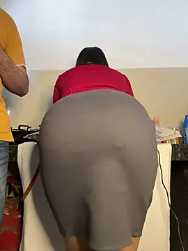 Snapshot of Miss__Malaika chatting on January 5, 5:41 am Miss Malaika online show from January 5, 5:41 am