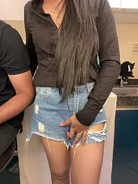 Snapshot of Miss__Malaika chatting on March 2, 1:27 pm Miss Malaika online show from March 2, 1:27 pm