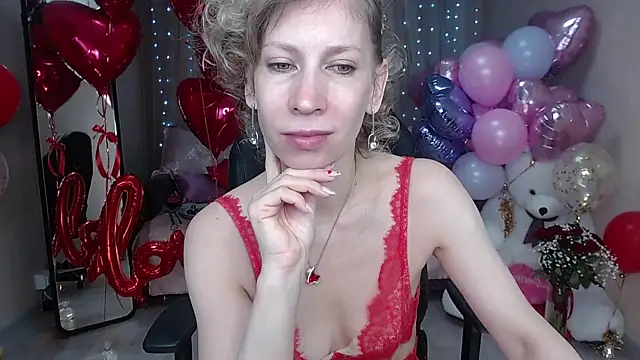 AdrianaSea online show from February 15, 4:03 am